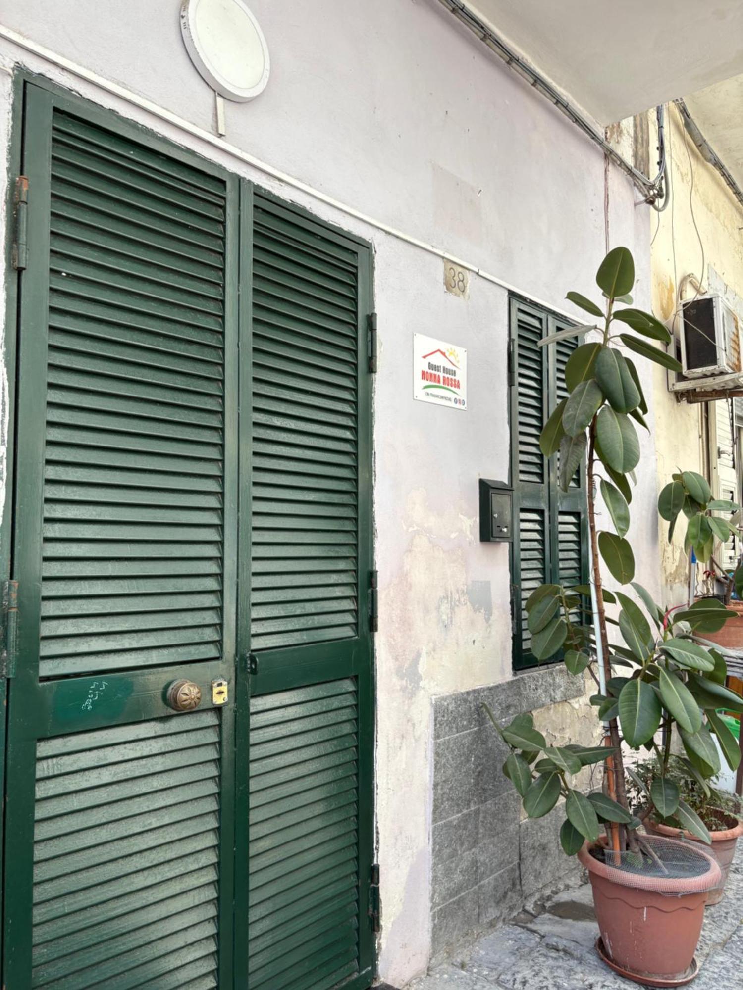 Guest House “Nonna Rossa” Nápoles Exterior foto